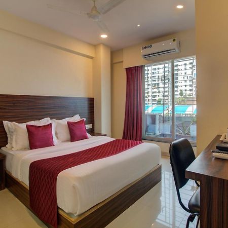 Hotel Malad Inn Opposite Malad Railway Station Mumbai Ngoại thất bức ảnh