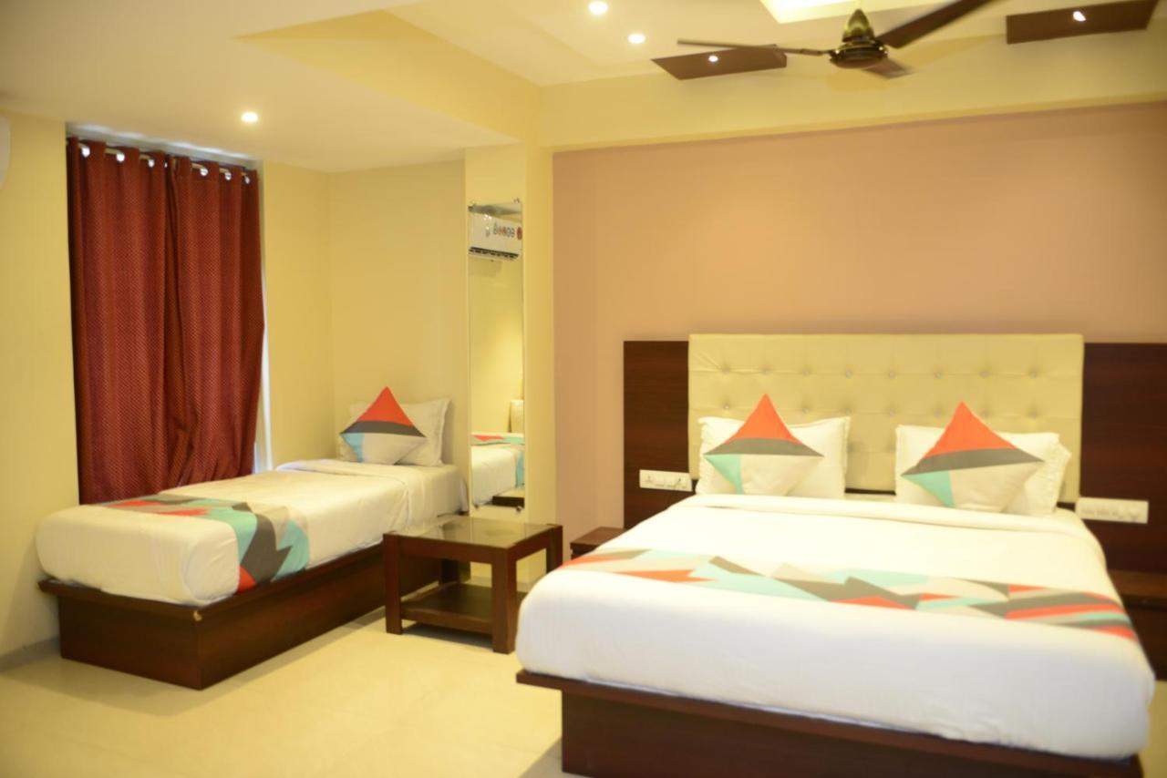 Hotel Malad Inn Opposite Malad Railway Station Mumbai Ngoại thất bức ảnh