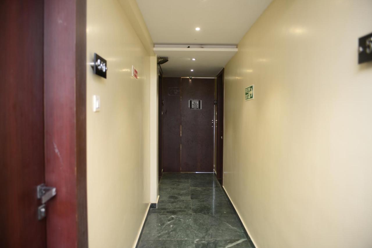 Hotel Malad Inn Opposite Malad Railway Station Mumbai Ngoại thất bức ảnh