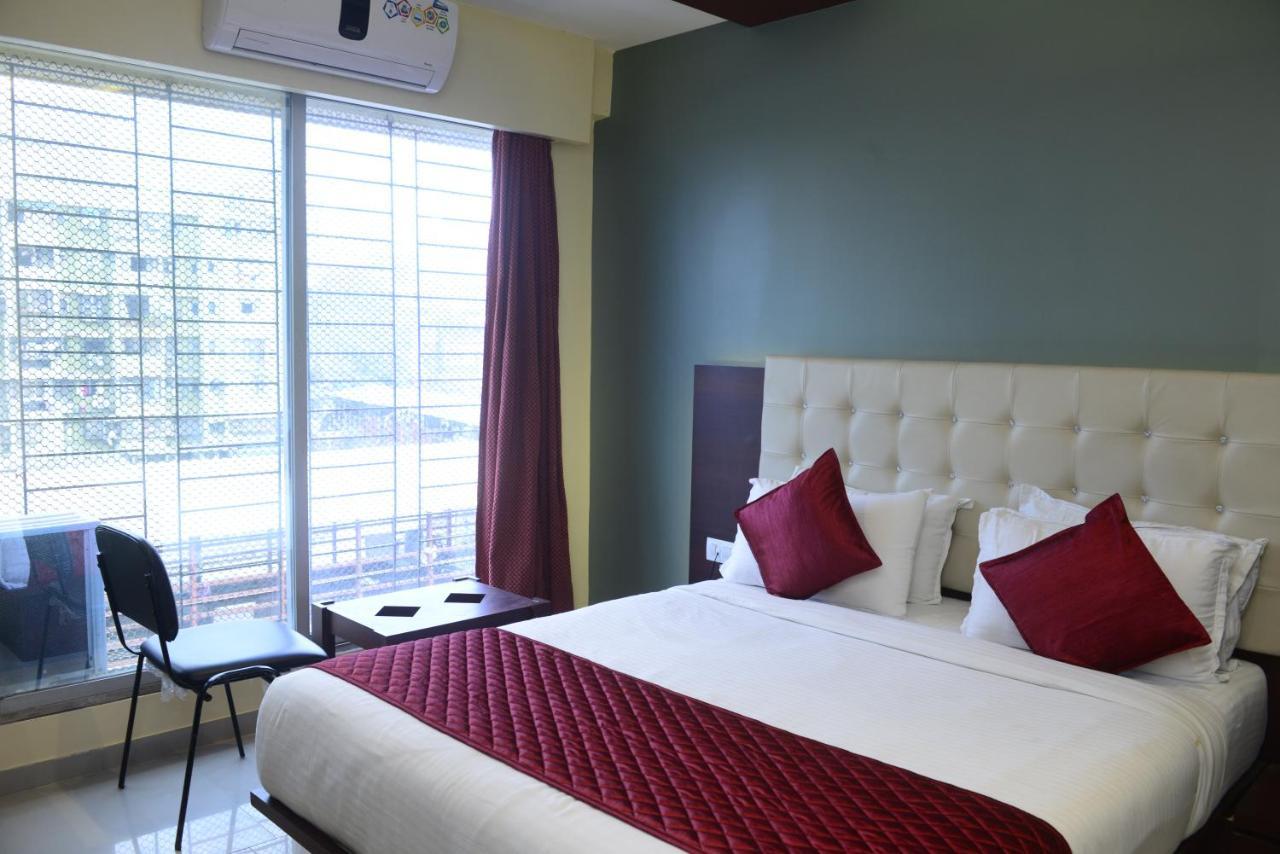 Hotel Malad Inn Opposite Malad Railway Station Mumbai Ngoại thất bức ảnh